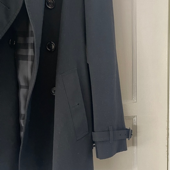 Burberry Trench - Picture 4 of 6